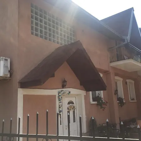 Alo Alo Apartmens Apartament