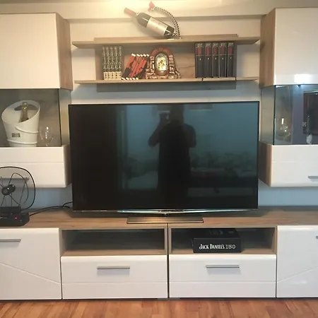 Alo Alo Apartmens