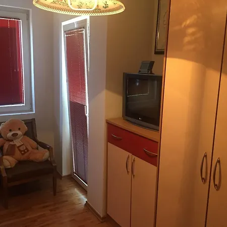 Alo Alo Apartmens *